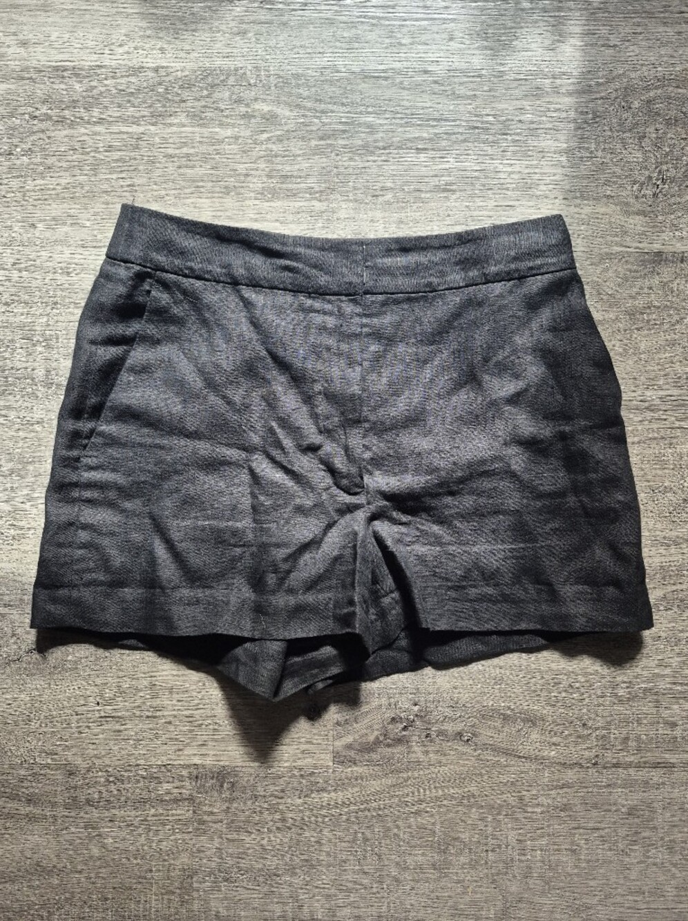 Aritzia Wilfred Black Dress Shorts
